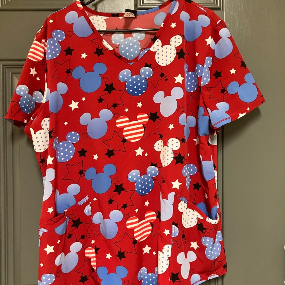 Disney Red Mickey Mouse Print scrub top XL